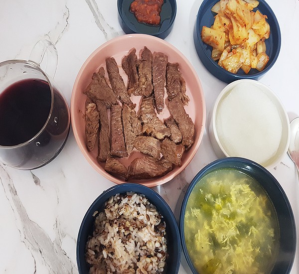 [육우자조금관리위원회]국내산 소고기 육우등심 구이 즐기기