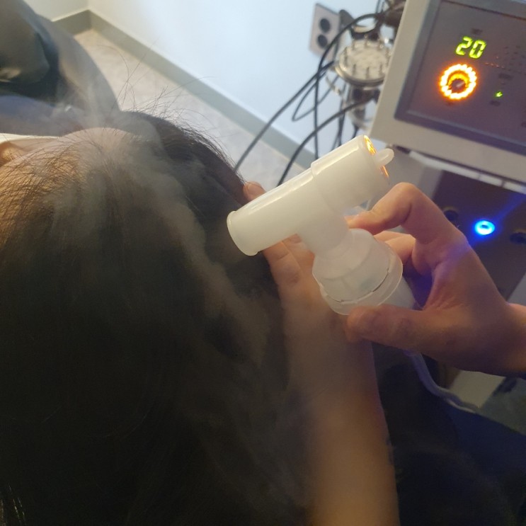 머릿결만 신경쓰지말구 두피도 챙기자, WT메소드 마포두피 관리
