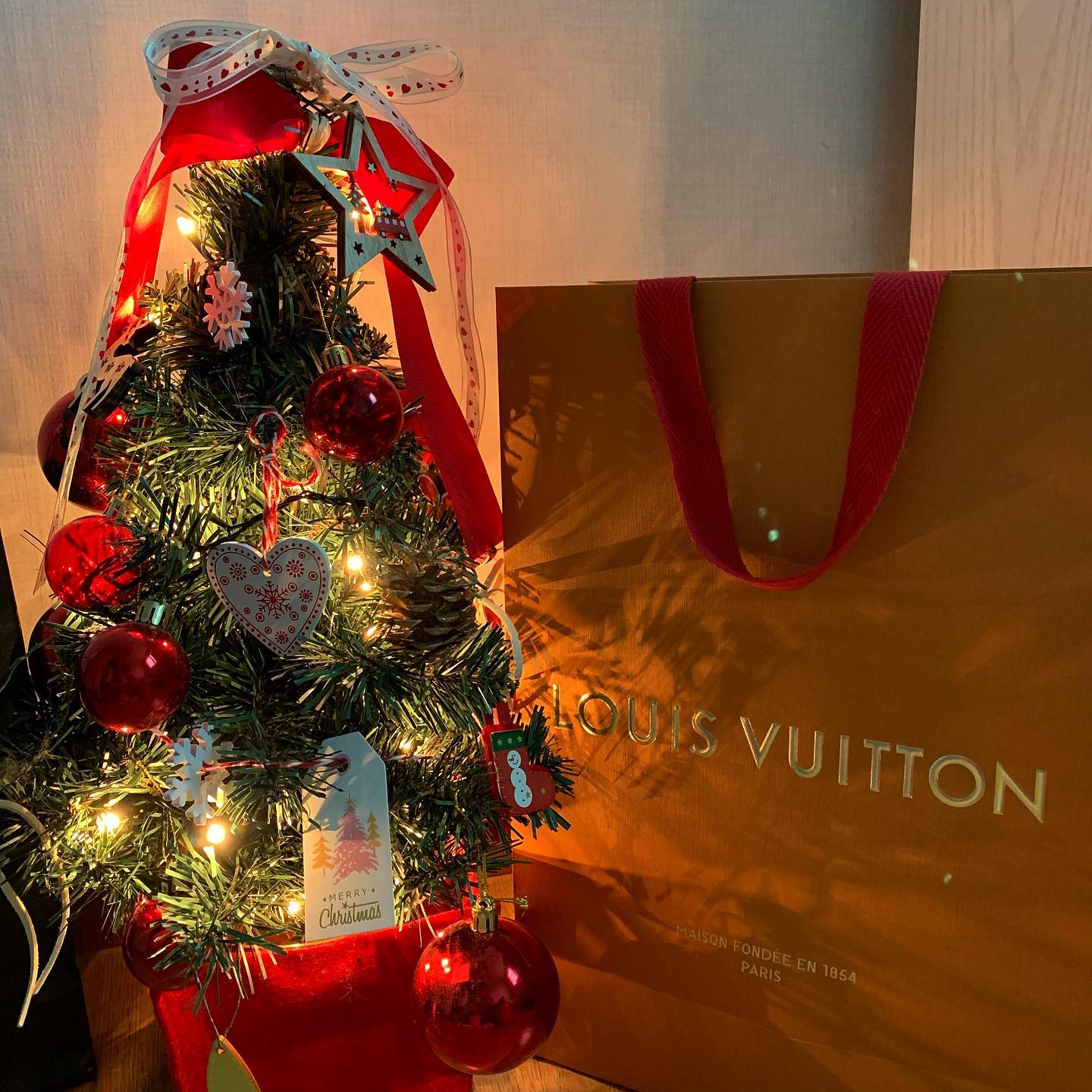 Christmas edition

#LOUISVUITTON #Christmas