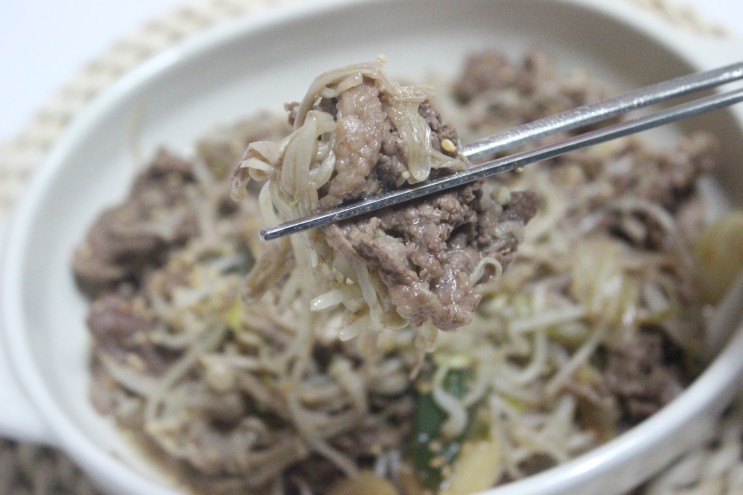 국내산 소고기 육우 차돌박이로 만든 맛있는 차돌박이 숙주볶음