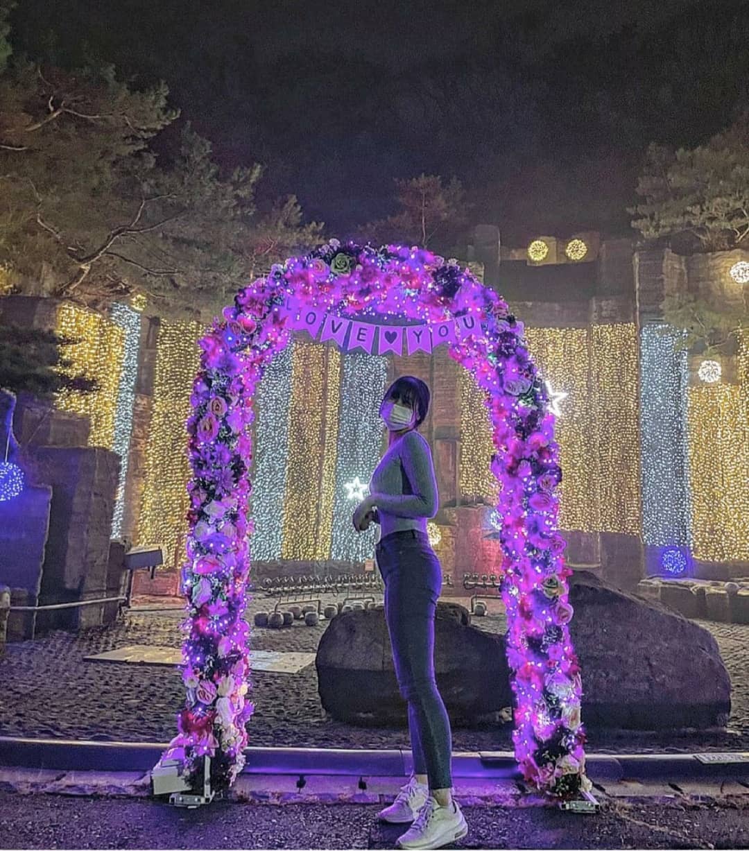 사진 안찍은지 백만년🙈
밤에가니까 사람 하나도 없어서 행복💫💫

.
.
울 님들 추우니까 옷 따듯하게 챙겨입으시고 감기조심하셔요❣❣