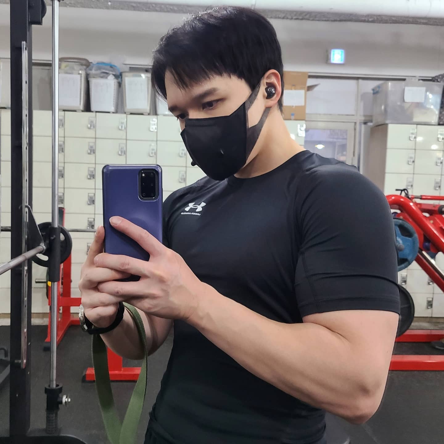 어깨,팔 완료!!💪🏼

헬스장에서 내가 제일 열심히한다는 생각으로하니 진짜 엄청 열심히 하게된다!!🔥🔥

'지금 운동하는 사람들중에 내가 제일 열심히 할거다!!'

이거 꼭 써먹어보세요😆