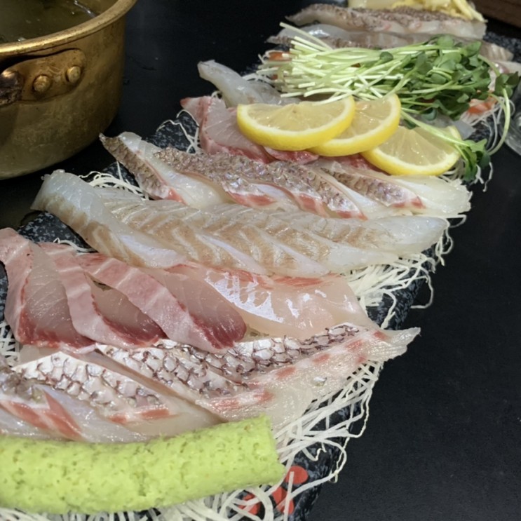 [꼴통포차] 노량진 원주민이 강추하는 가성비 미친 횟 집