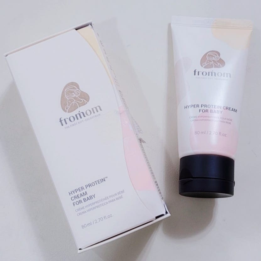 엉펀스 on Instagram: “#할인구매 @fromom.kr #초단백크림 #예비맘필수템 촉촉하니 부드럽게 잘발려서 좋앗음 겨울철 아이들 피부에 신경 많이 쓰이는데 보습효과 좋은거같네요👍 #초단백크림 #