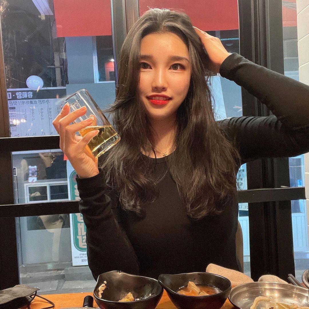 윤주 on Instagram: “#협찬 건대 고놈 방문했는데요 ! 고기를 당일 직접 손질하여 판매하고 있어서 그런지 너무 신선.. 소고기도 맛있지만 돼지고기도 맛있어요 ! 신메뉴로 돼지특수부위