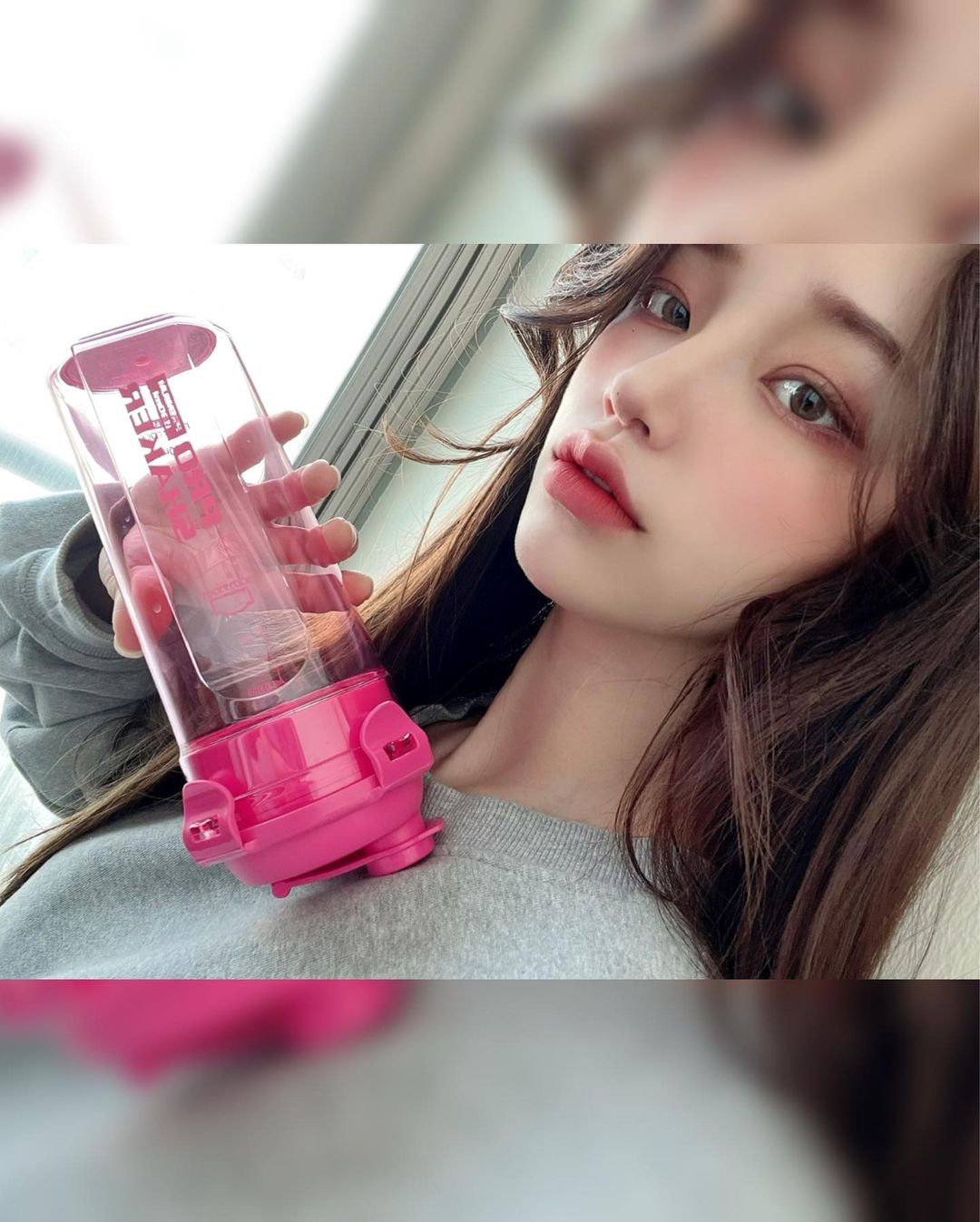 오예 on Instagram: “#협찬 평소에 찬물을 못 먹는터라 항상 따뜻한 물을 마시는데 운동나갈때나 일 나갈때 무거운 텀블러 챙기기엔 무겁고 귀찮고 그렇다고 플라스틱으로 된 물병을 가지