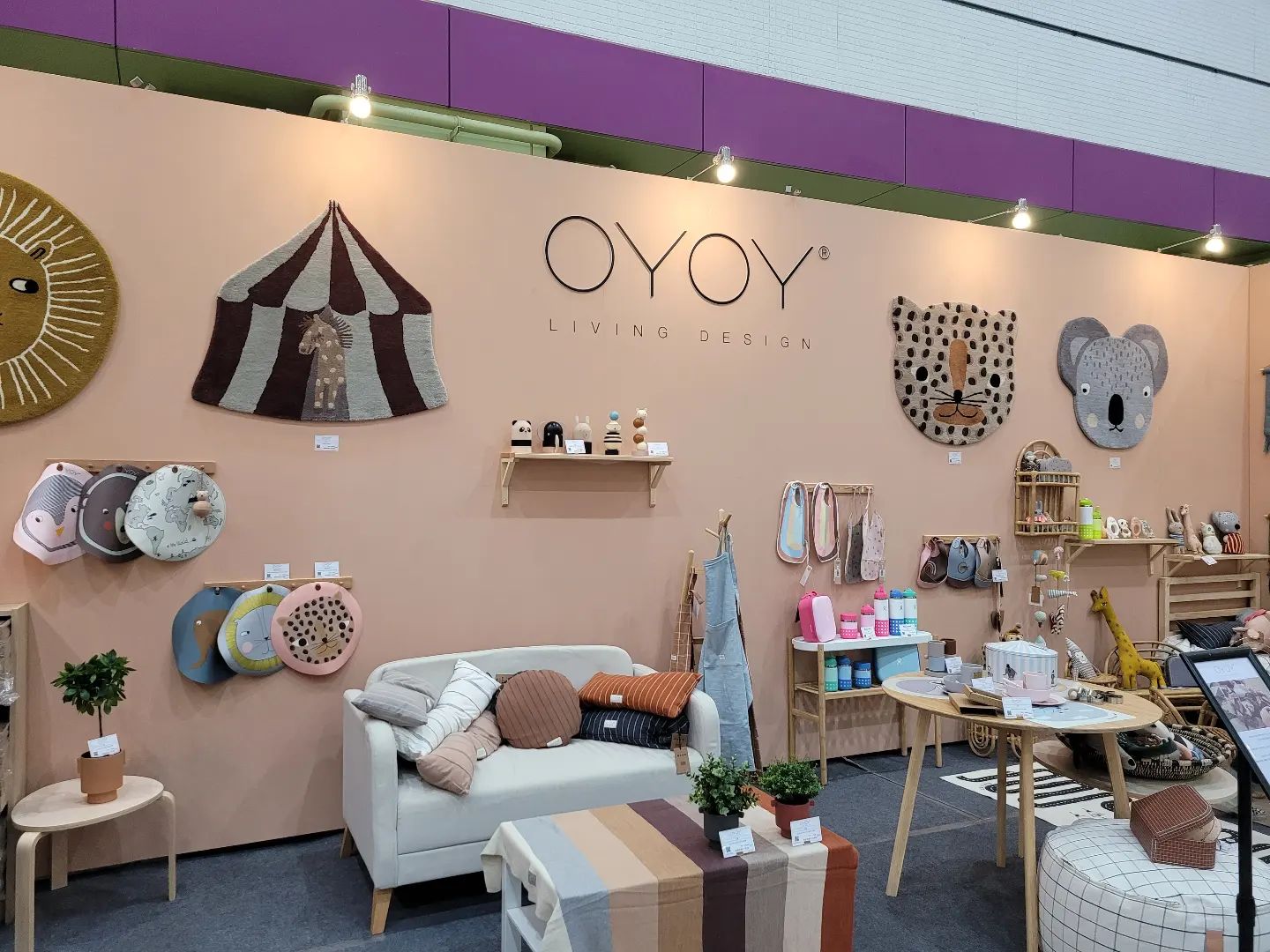 #베페베이비페어 #OYOY #오이오이
22년 3월 3일부터 시작되는 베페 베이비페어에 다녀왔어요~ 오이오이의 다양한 소품과 제품들땜에 한참 구경하다가 나왔어요 ㅎㅎ