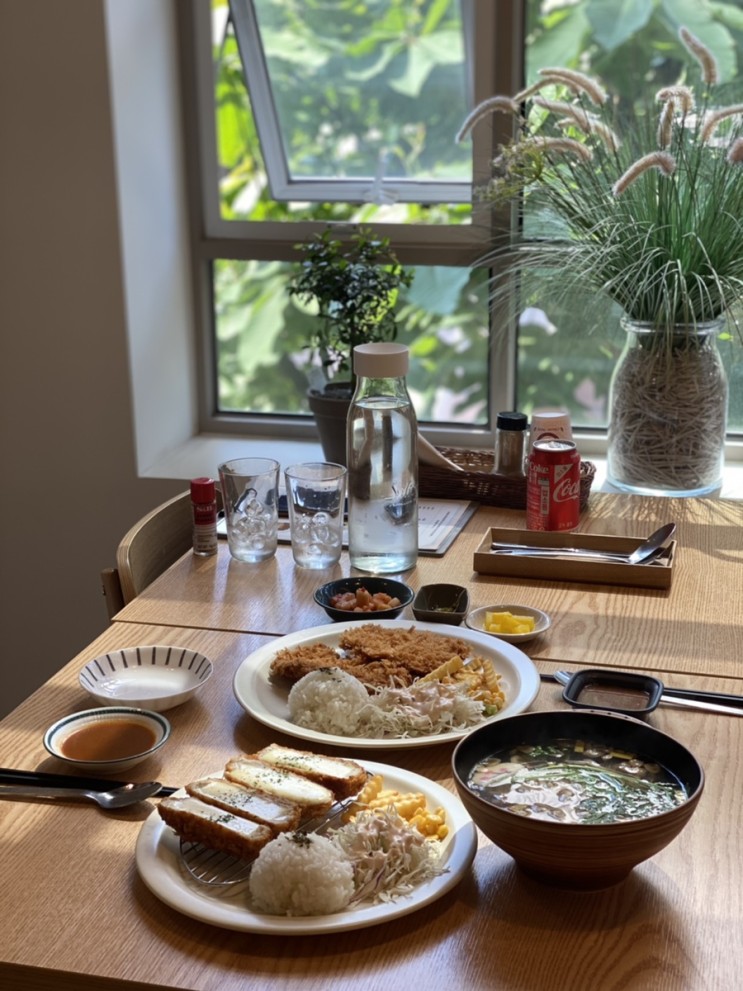 분당 정자 맛집 : 분위기 좋은 정자역 시계토끼 돈까스 데이트
