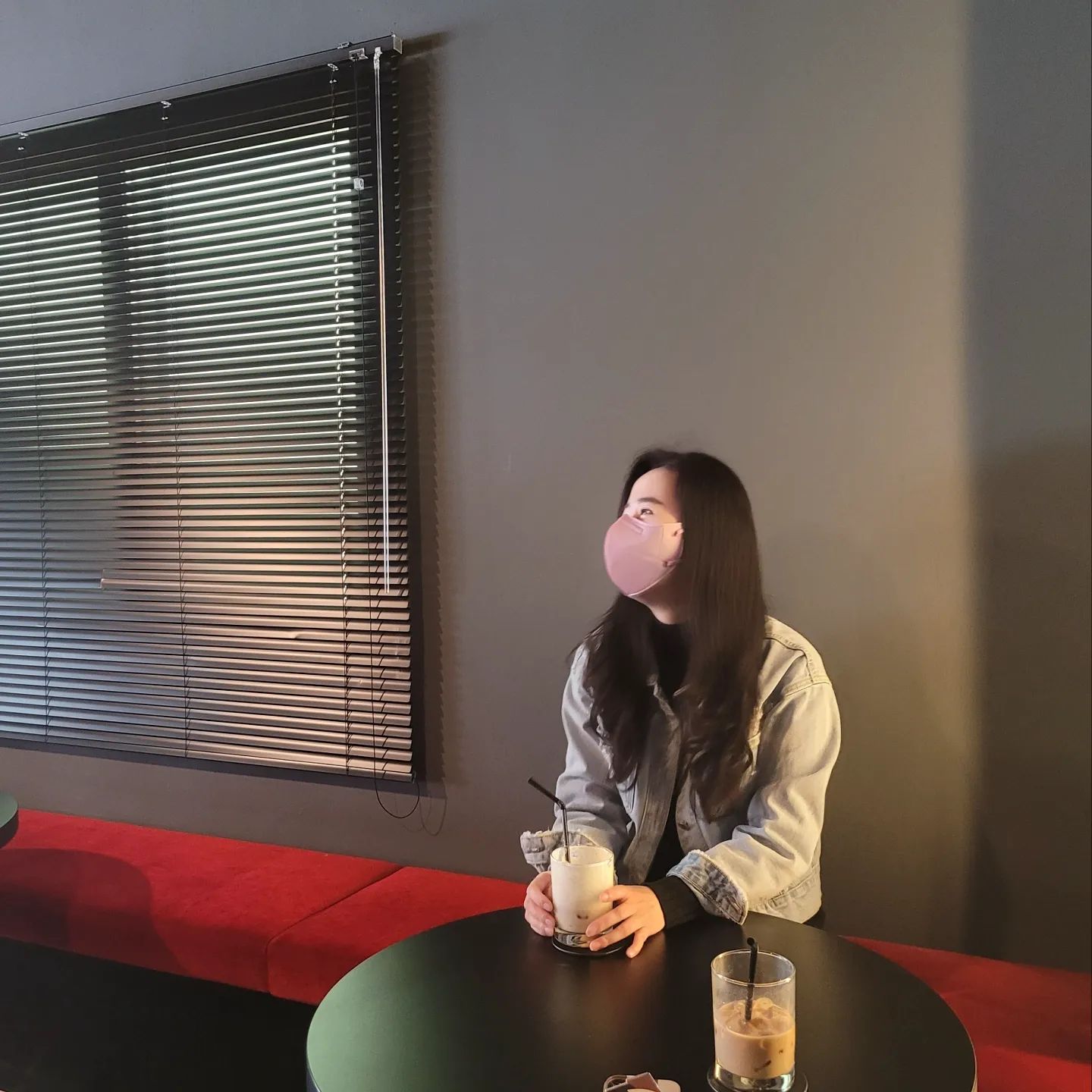 #푸른연못

요즘 사무실 근처에 예쁜 카페 많이 생겨서 행복🥰

#카페투어 #일상스타그램 #데일리그램 #일상소통 #일상기록 #소통환영 #굿밤되세요🌙