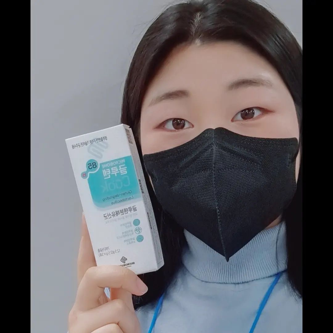 진아야 on Instagram: “#협찬#글루텐#글루텐쿡 밀가루 먹으면 소화 잘 안되는 사람⁉️ 글루텐불내증 앓고 있는 나에겐 빛과 같은 존재...🥺 오늘 회사 밥으로 튀김이 나왔는데... 튀김에 뿌려