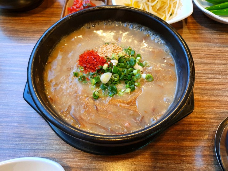 제주도 공항 근처 맛집 제주 아침식사 김재훈 고사리 육개장