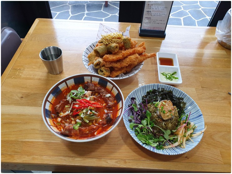 버스여행 중에 만난 판포리 맛집 제주 퐁당라면