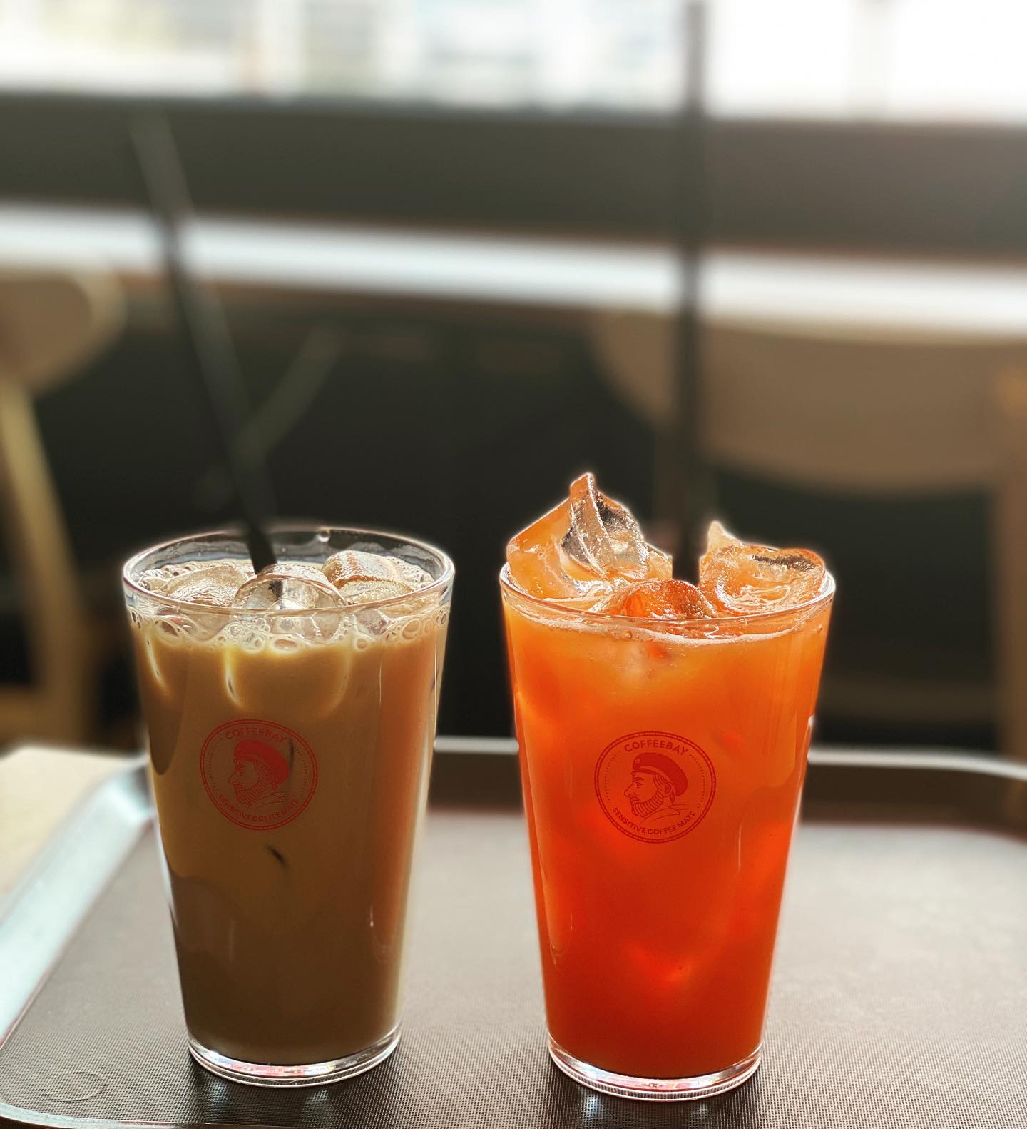 오후에 충전

사무실 근처에 온 친구랑
잠깐 티타임🥤

#커피베이 #루트클렌즈 
#콜드브루라떼 #워킹맘 
#나의해방일지 #오후에한잔