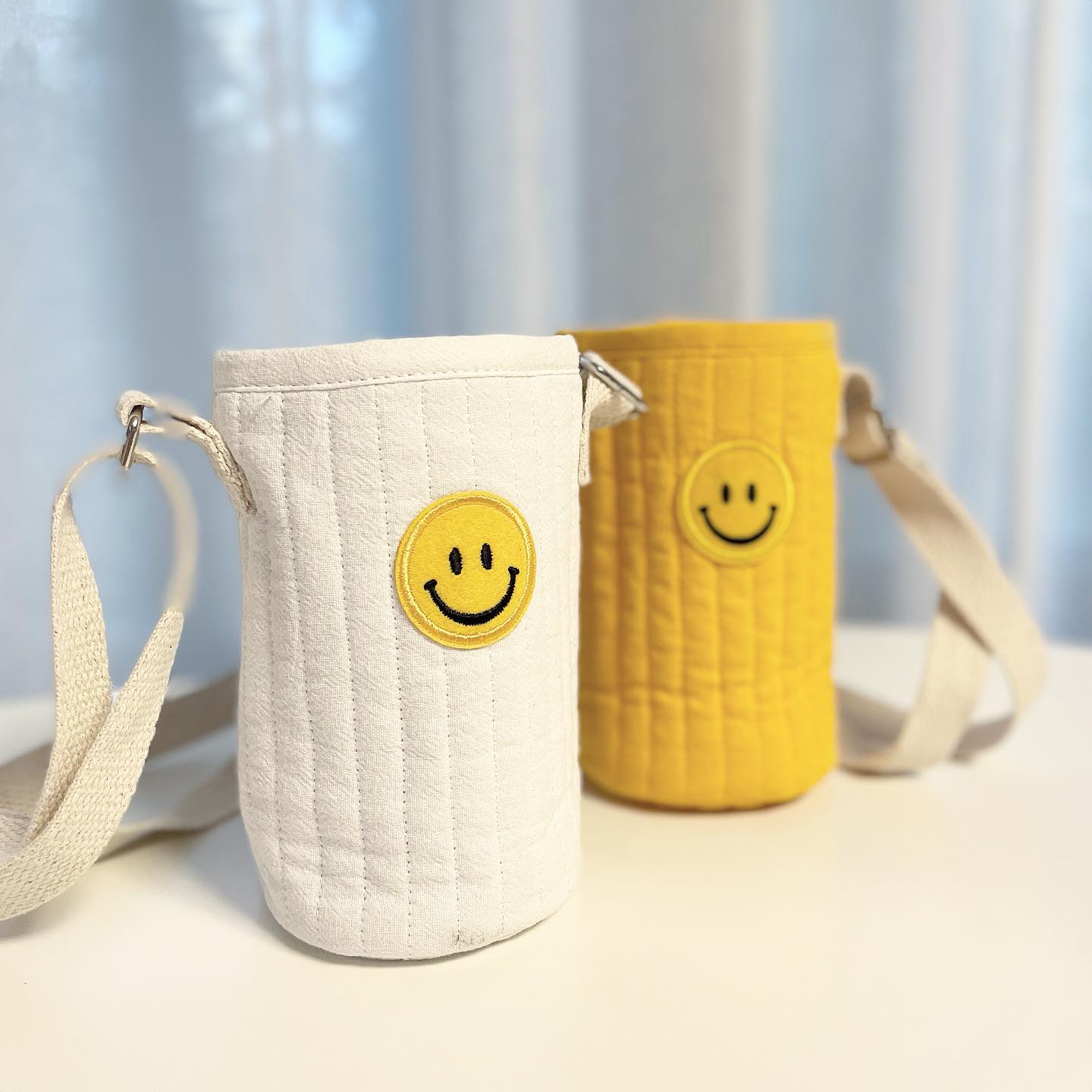 ◡̈ 

예쁘죠?💛💛

오픈기념으로
3일만 할인된 가격에
판매할게요!!

상품 상세페이지는 
준비해서 업데이트 
됩니당!!

성미가 급하신 우수고객님
덕분에 우선 페이지부터 오픈
해둠 껄껄 

상세페이지 업데이트 전까지
할인가에 득템하세요👉🏻👉🏻

프로필 링크 누르시면
바로 연결됩니다 ಇ 

#채니바스켓
#텀블러백
#스마일텀블러백