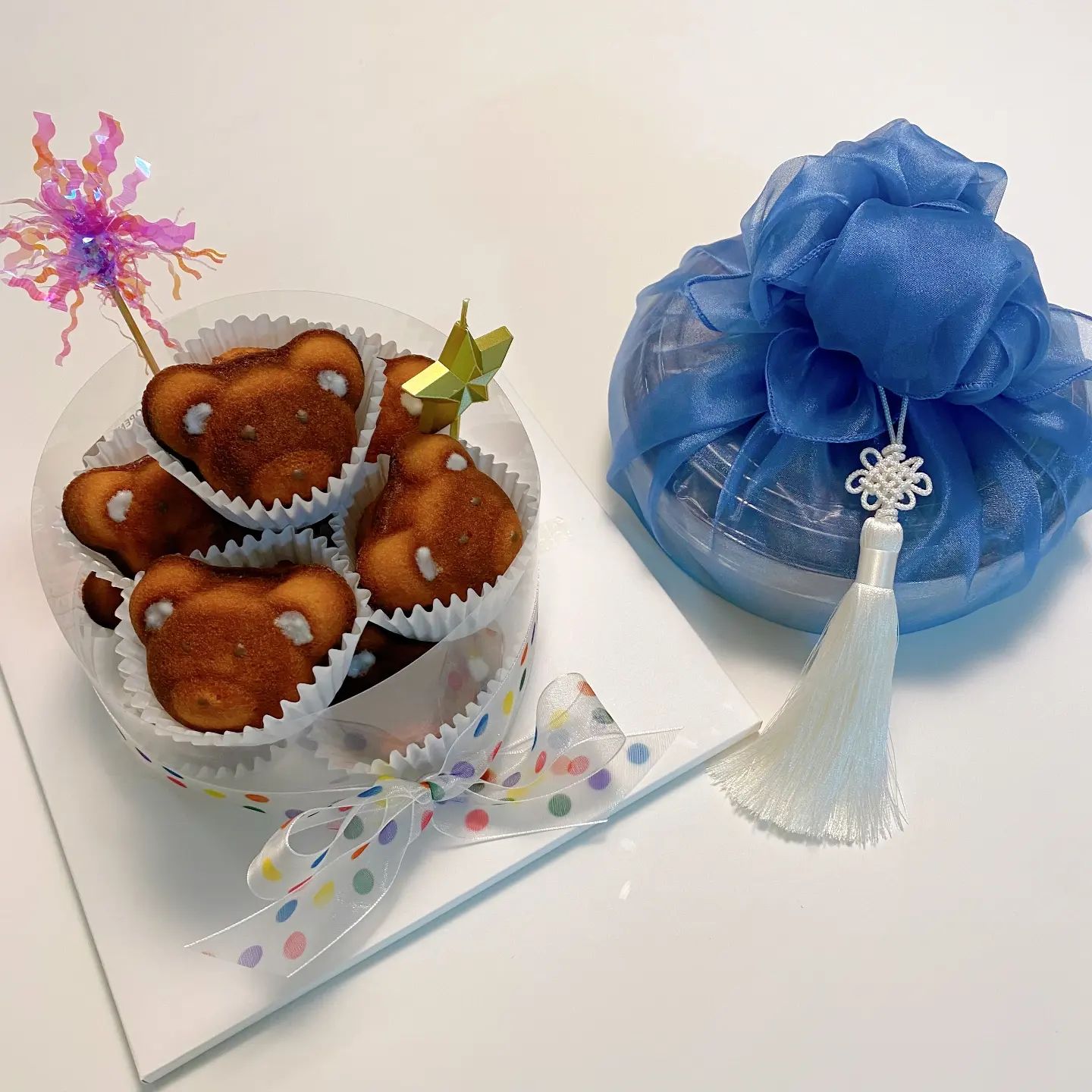 곰낭시에케이크,수수팥떡

조카바보 고모가 준비해준 두돌기념 생일🎉
매년 수수팥떡을 해주면 액운을 쫓아내고 건강하게
자란다기에 올해 부터는 고모가 우리 찬이를 위해서
준비해줄께용^^
나의 엔돌핀 차니💕💕
생일 추카해😘

#양산돌떡#양산백일떡#퓨전떡케이크#양산떡케이크#양산쌀베이킹
#서창쌀베이킹#돌잔치케이크#서창맛집#양산맛집#서창떡케이크
#답례떡#양산쌀디저트#서창쌀디저트#양산퓨전떡#쌀베이킹
#서창쌀디저트#칠순케이크#생일케이크#행사케이크#수수팥떡#곰낭시에#곰낭시에케이크#어린이날선물#5월가정의달선물#답례#빈스
