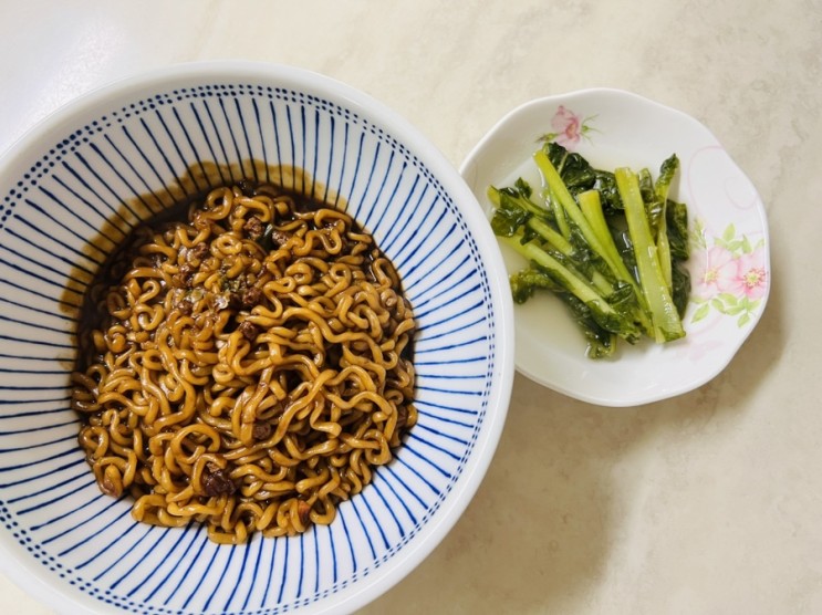 먹부림마켓 흙냄새없이 깔끔한 국내산 전라도 열무물김치