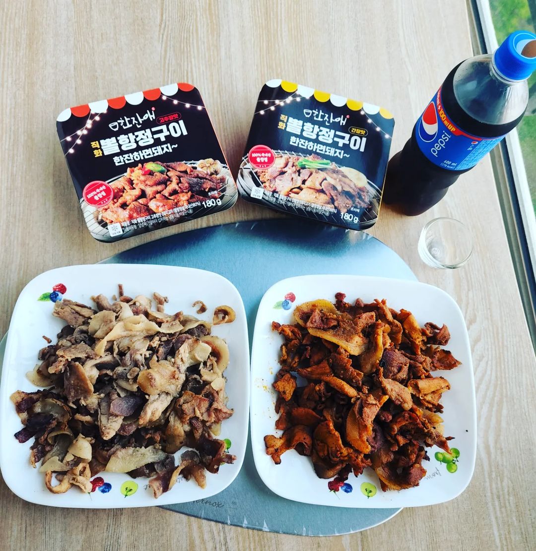 리뷰는 진심으로, 로버:) on Instagram: “🥩 #광고 #안주의신세계 입맛 없거나 반찬 없을때, 맛있는 안주가 필요할 때는? 한잔애 신제품 뽈항정구이는 색다른 반찬이나 이색 안주로 맛보기에