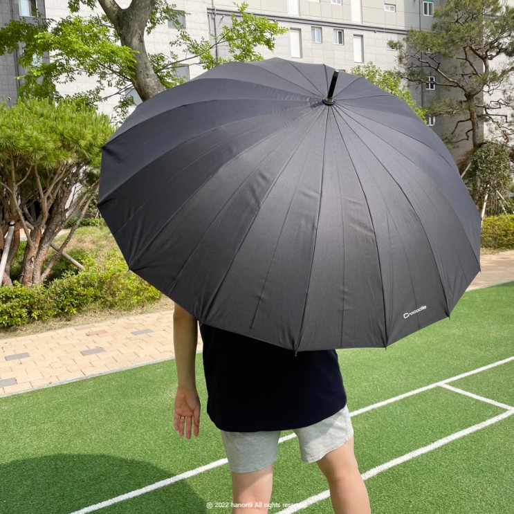 장우산 크로커다일우산 튼튼하고 멜빵형이라 편해요