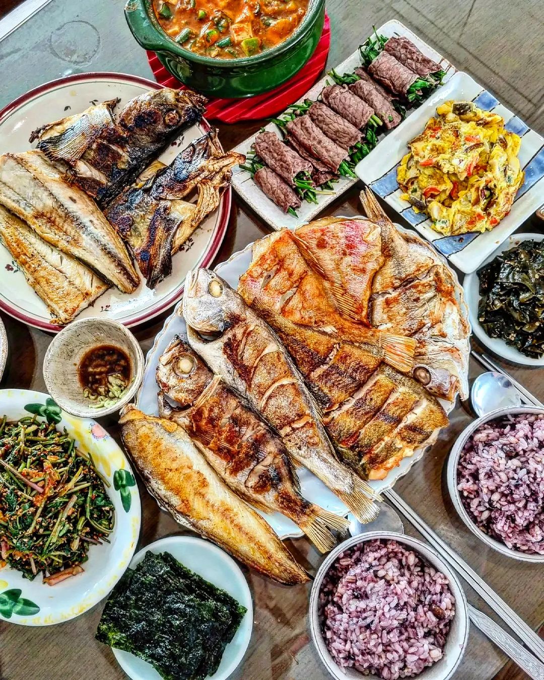 🍽쩡이의 먹방일지 🍽 on Instagram: “💛 쩡이집밥 💛 협찬🍽 인님들~ 굿모닝이에용!!🙂 전 오늘도 완젼 든든!!💪💪 엄마가 진수성찬으로 차려주셔서 완젼 마니먹었어요ㅋㅋㅋㅋ 그렇지