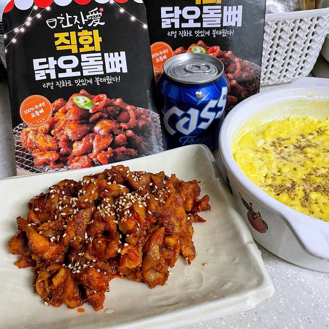 먹도리🍽💙 on Instagram: “#협찬 🐓 한잔애 직화 닭오돌뼈 📍 온라인 주문 가능 울님들 닭오돌뼈 좋아하시는 분들 손!!🙌🏻❤️ 홈술 안주로 제격인 한잔애 ••🥹 저는 전에 닭목살구이