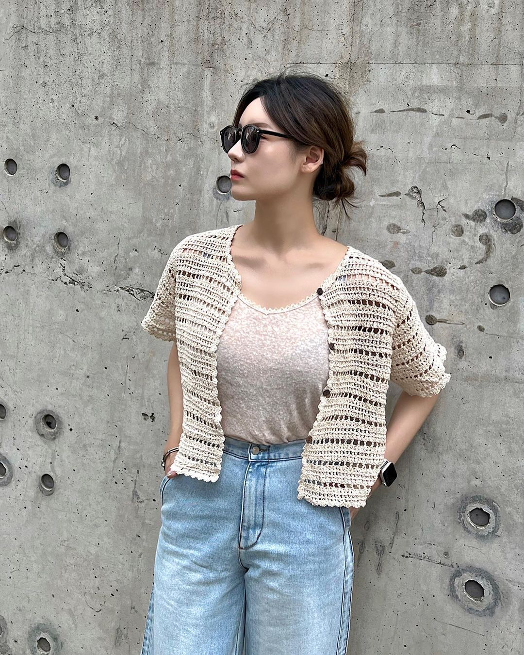김희주 on Instagram: “#AD 여름 필수 아이템 🕶 #광고 #S7ILUVU #에스세븐일루부 #선글라스 #선글라스추천”