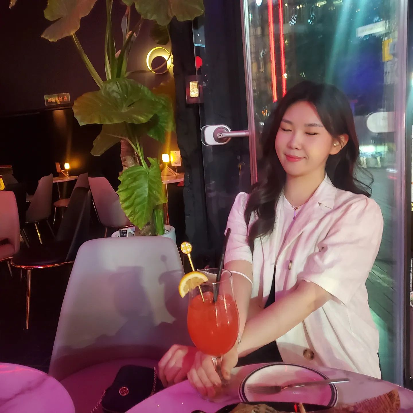 사진작가 yu_castle_0  역시 사진은 유리성이죠💓