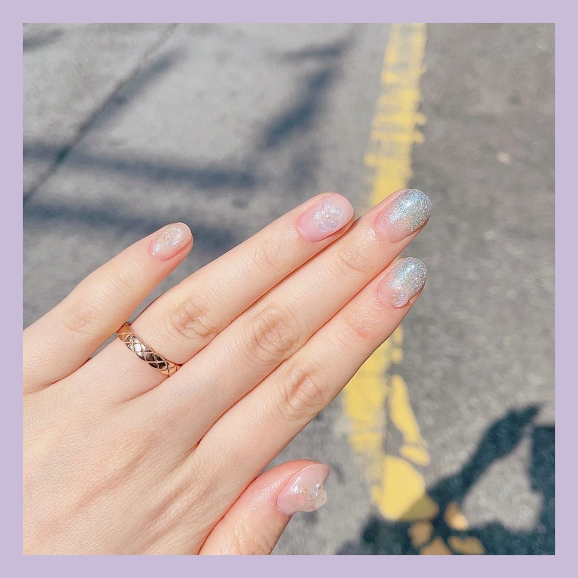 청량한 #비즈네일 
오랜만에 네일했는데 비즈 컬러가 생각보다 연해서 아쉽지만 은은해서 좋다😆

﹌﹌﹌﹌ 🇸 🇪 🇱 🇫 🇳 🇦 🇮 🇱 ﹌﹌﹌﹌
┊　　┊　　┊　　┊　　┊
┊　　┊　　┊　　┊　　┊
┊　　┊　　┊　　┊　　☆
┊　　┊　　┊　　★
┊　　┊　　☆
┊　　★
☆

❥ ‑‑‑‑ ‑ ‑ ‑ ‑ ‑ ‑ ‑ ‑ ‑ ‑ ‑ ‑ ‑ ‑ ‑
↳💅 사용제품﹏﹏﹏‍ ｡˚✩
#내돈내산 

❥ ‑‑‑‑ ‑ ‑ ‑ ‑ ‑ ‑ ‑ ‑ ‑ ‑ ‑ ‑ ‑ ‑ ‑

. ˚
* * 　　　 ⊹ ˚ . 　　.
⊹ · ✧ 　　　* *
. 　　 ⊹ ✦ 　 ✵ 　　　　　*
* .　 ·
. 　 　 *

#셀프네일 #셀프네일러 #💅 #맞팔 #데일리 #좋아요반사 #좋반 #f4f #likeforlikes #셀카 #네일아트 #셀스타그램 #selfie #퓨어네일 #pure_nail0 #selfnail #❤️ #글리터젤 #글리터젤네일 #겨울네일 #크리스마스 #케익젤 #통젤 #팔레트젤 #팔레트네일