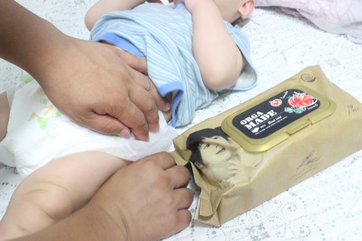 엠보싱에 채소원료까지 함유된  우리아기물티슈/ 올가메이드물티슈