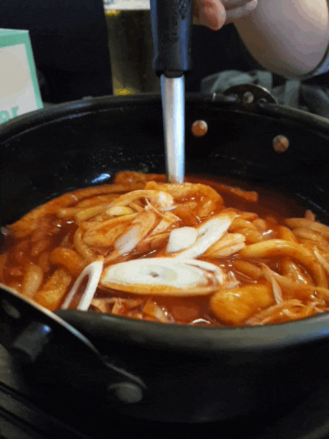 [마포구청역 치킨, 망원동 치킨] 치킨친구 치킨과 떡볶이를 함께 먹어용