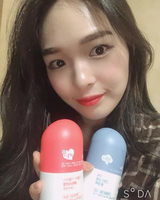 소리 on Instagram: “#첫줄 . #살빼자 365일 다이어터 소리쌤 ㅋㅋㅋ . #천둥이다홍이 로 다이어트 붐붐🏋🏻‍♀️ . 일하면서 식습관이 뒤죽박죽이라 변비 달고살았는데 천둥이다홍이 먹은 이후로 ✨샤랄ㄹ라✨쾌변!!!!!! 넘나 좋은것~~😛😛 . 다이어트 보조제라고도…”