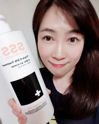 지원남매맘 on Instagram: “대책없는 머릿결때메 #트리플에스실크트리트먼트 사용시작!  오 극손상용이라 그런지 머리끝 푸석거림도 많이 좋아졌어요  점점 실크머릿결이 되길 바라며 🙏 . . . #모발 #모발관리 #트리트먼트 #스타일링 #헤어 #손상모 🔸️트리플s탈모샴푸로부터 제품을…”