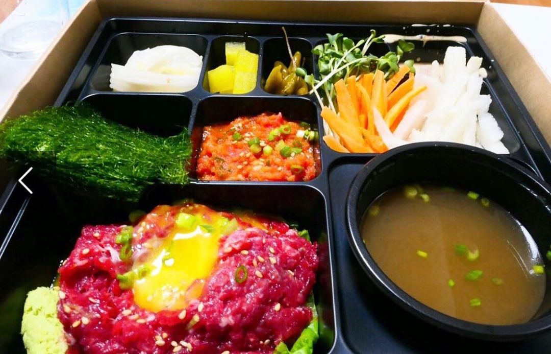 𝒅𝒆𝒘 on Instagram: “명란한 육회 신선하고 맛있어요 !!
.
.
.
.
.
#역삼육회 #논현육회 #육회비빔밥 #육회 #육회배달 #명란한육회 #아보카도명란비빔밥 #육회맛집 #명란젓 #강남육회”