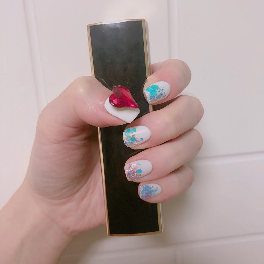 𓇼𓈒𓈒𓈒𓆉 𓈒 𓈒 𓇼 on Instagram: “아 이뽀 상큼 시원한 여름 느낌 네일💅🏻♥️ 생긴지 얼마 안된 곳이라 깨끗하고 완전 꼼꼼하게 해주시고 사장님 너무 친절하신 ☺️ . . .…”