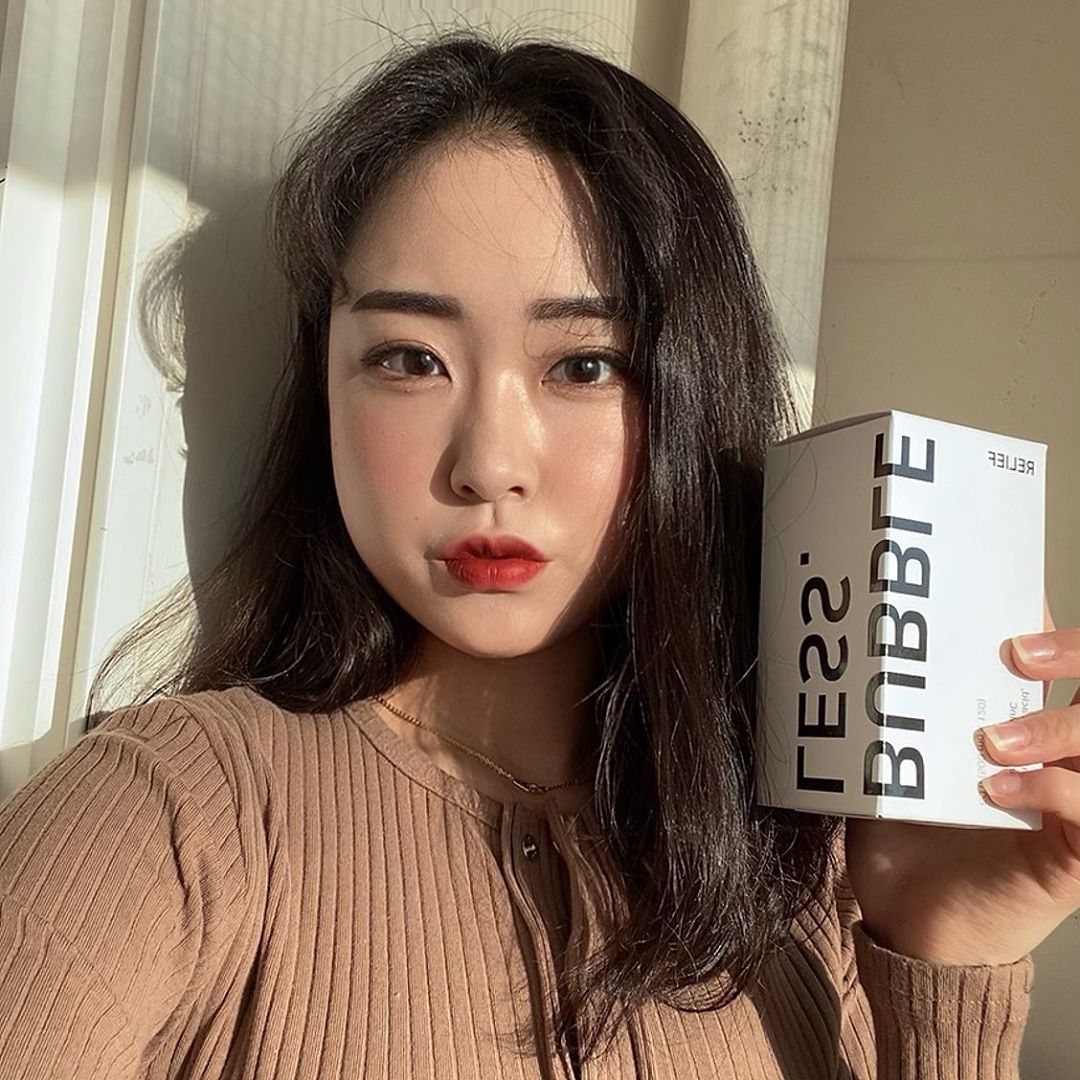 🐰보르미에오🥕 on Instagram: “피부상태와 혈행 개선에 도움을 주는 ‘버블레스릴리프’ 라는 제품입니다! 월경 전 변화에 의한 불편한 상태 개선에 도움을 줄 수 있는 ‘감마리놀렌산’ 성분이 함유되어있고 철 흡수와 기능 유지에 도움을 주는 비타민C, 긴장 완화에 도움을 주는 L-테아닌…”
