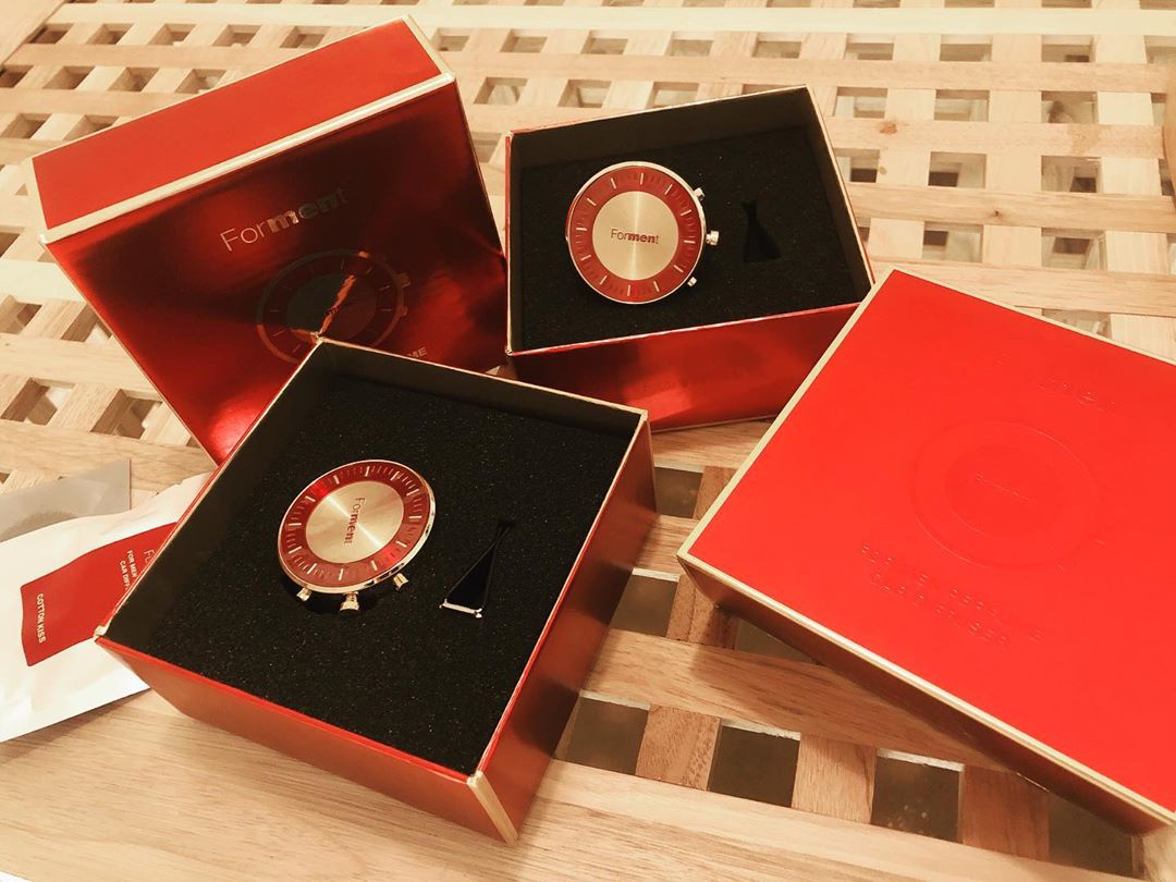 려은😙 on Instagram: “_ ⭐️퍼퓸 썸퓨저⭐️이성의 차에서 나는 가장 선호하는 향 1위!  코튼 향을 담은 차량용 방향제 * 고급스럽고 세련된 디자인부터 너무나 마음에 들었다💕 유해성분을 배제하여 밀폐된 공간에서도 안심하고 사용할 수 있다고 하니 두개씩 ㅋㅋㅋㅋ안심하고…”