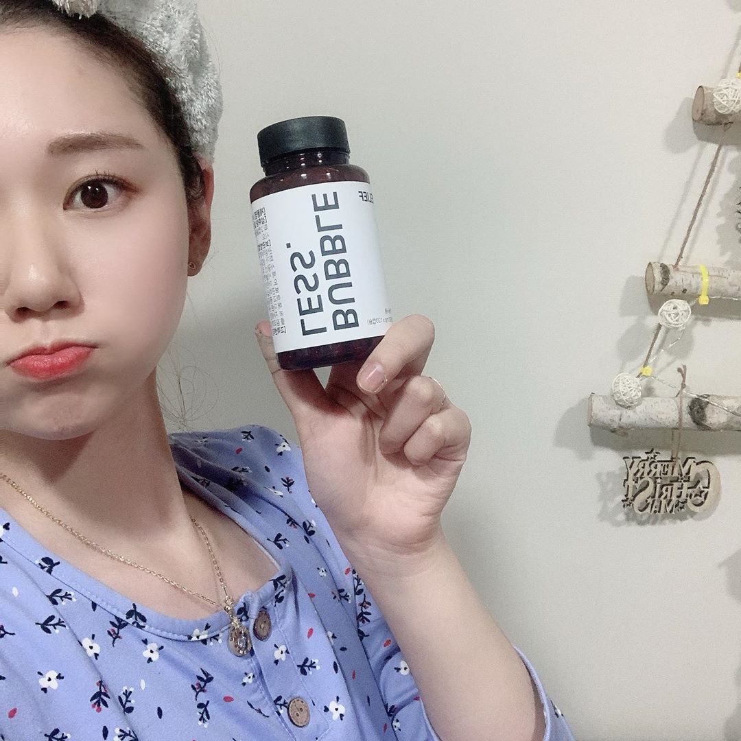바니블리 on Instagram: “⠀ 월경전 변화에 의한 불편한 상태 개선에 도움을 줄 수 있는 '감마리놀렌산' 함유 (월경전증후군 해소에 쵝오👍🏻) ⠀ 달맞이꽃종자유보다 2~3배 많은 감마리놀렌산을 함유하고 있는 보라지종자유 사용하고 여성에게 좋은 다양한 부원료까지 들어있어서 믿고…”