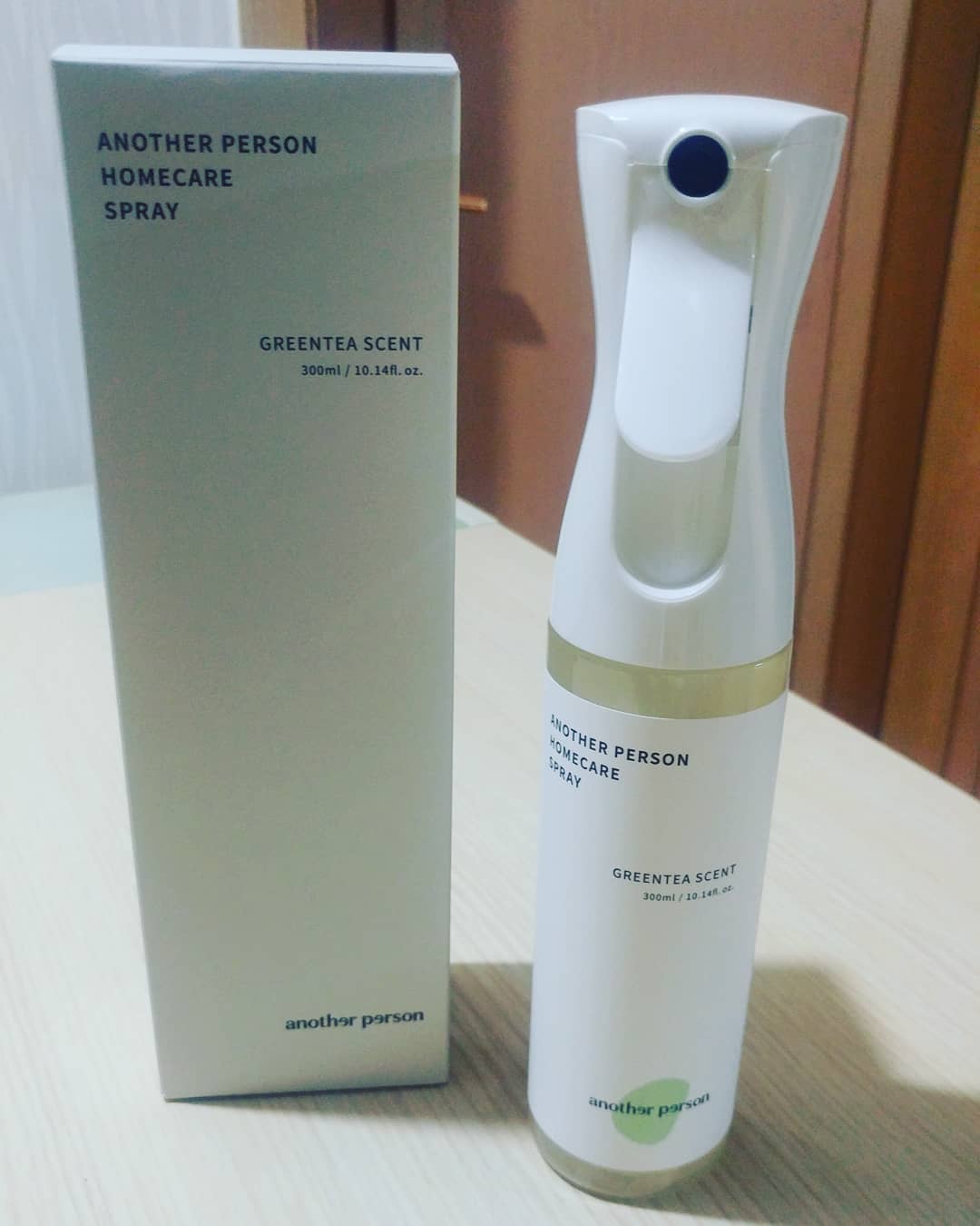 joo on Instagram: “잘때 항상 품에 안고자서 자주 세탁할수없는 애착인형에 뿌리는 안개분사 기능의 다목적 탈취제!  실내공기, 냉장고, 화장실, 차량, 의류, 애완용품, 침구, 밀폐공간, 개방공간이면 어디든 사용가능!  항균 99.9%! 항 곰팡이 및 방충 테스트 완료…”
