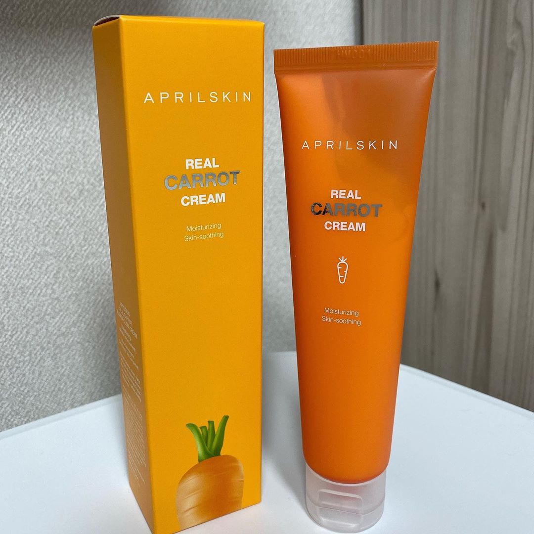 지현🖤 on Instagram: “리얼당근🥕🥕🥕🥕
저자극이라 여드름 피부도 사용가능! 
당근원료 색상이라 연한 노란색 텍스처🧡
냄새도 좋고 부드러운 발림성굿
먹지말고 피부에 양보하세옹👍”