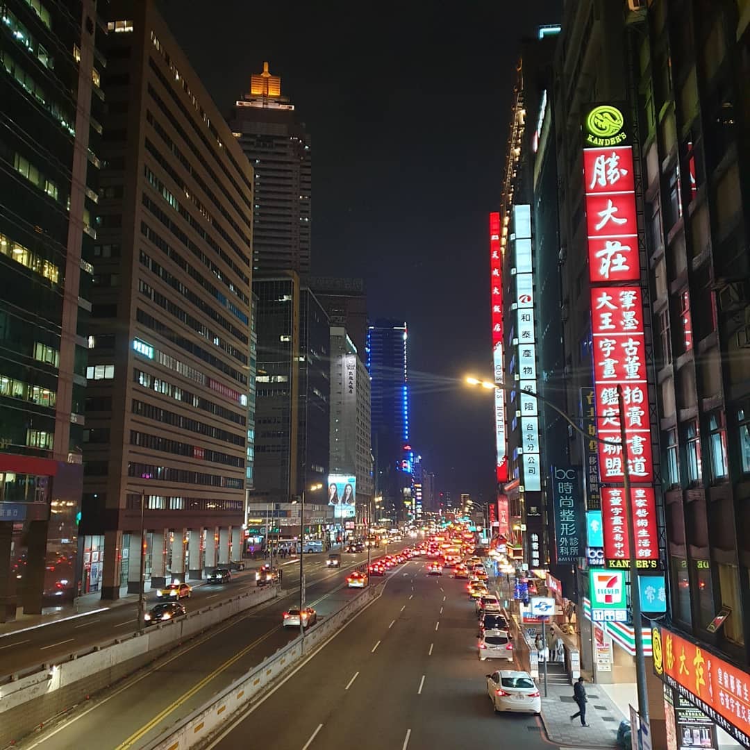 ⭐길지만 짧았던 대만살이 끝 !⭐
.
.
.
.
.
.
.
.
.
.
.
.
.
#대만 #🇹🇼 #대만여행 #타이베이 #화련 #스펀 #한달살기 #여행스타그램 #여행을떠나는이유 #여행에미치다 #여행다녀왔습니다 #taiwan #taipei