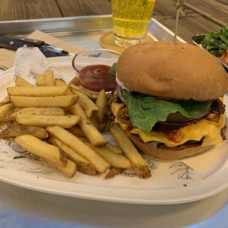 일산 식사동 맛집_볼트버거하우스(in 컴플릿)