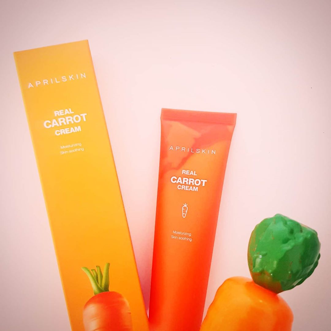 춤추는 쏘이맘❤ on Instagram: “. 에이프릴스킨 리얼캐롯 블레미쉬 클리어크림🥕 . 일주일간 저녁마다 팩하듯이 스킨케어 마지막단계에  듬뿍듬뿍 발라줬어요 . 첫날은 아기낳고 푸석해지고 튼곳이 좀 진정이 된 느낌이었고 일주일이 지난지금은 속당김이 없어지고 피부가 생기있어졌어요 .…”