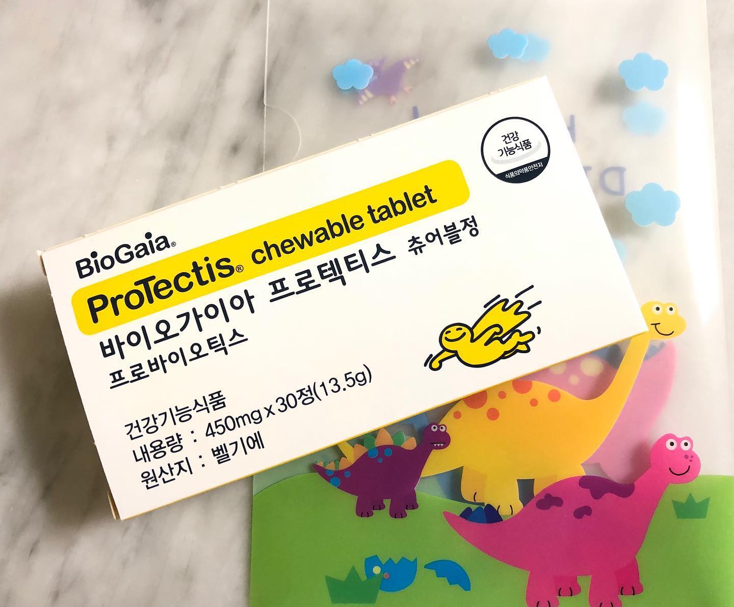 -
모유로부터 유래된 내생균 프로바이오틱스
#바이오가이아프로텍티스
biogaia_korea
.
우리 아이들 가루로된 유산균만 먹였었는데
츄어블이라 먹이기도 편하고 딸기향이라 잘 먹어요~🍓
-
-
-
#바이오가이아 #츄어블정 #어린이유산균 #어린이영양제 #프로바이오틱스 #동성제약 #딸기맛유산균 #코베 #코베베이비페어 #온라인코베 #육아#육아맘#일상#육아소통