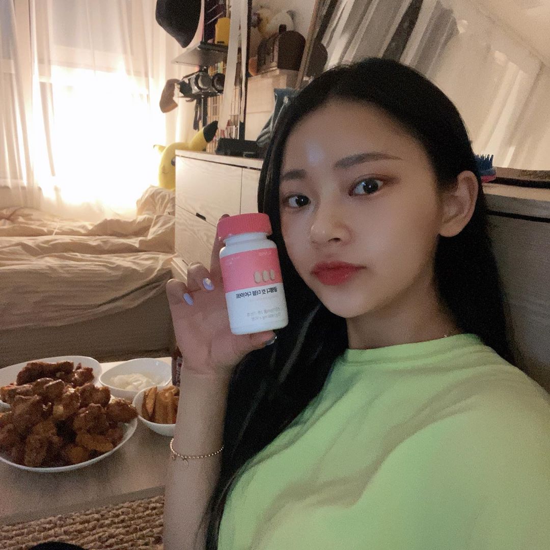  “글램디 빨강이 다먹고 다른친구도 겟🤍
#유지어터 #교촌치킨 #고칼로리
.

#글램디 #glamd #글램디컷더블다이어트 #다이어트 #더블캡슐 #체지방CUT #탄수화물CUT @glamd_official”
