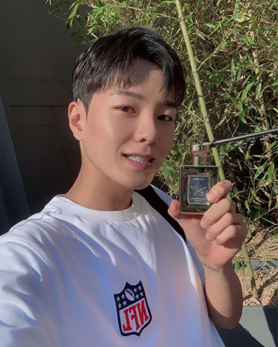  “프리미엄 향수, 전 세계 0.1%의 마스터 퓨어가 조향을 했다고?  시트러스향으로 올 여름 데일리향수로 픽! . .…”