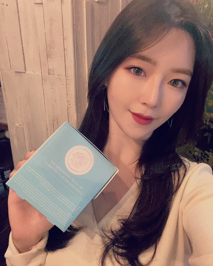  “더워지는 날씨에 힘드신 여성분들 많죠😢 이번에나온 올데일리 애지중지 여성청결티슈는 y존 케어에 최적화된 약산성…”