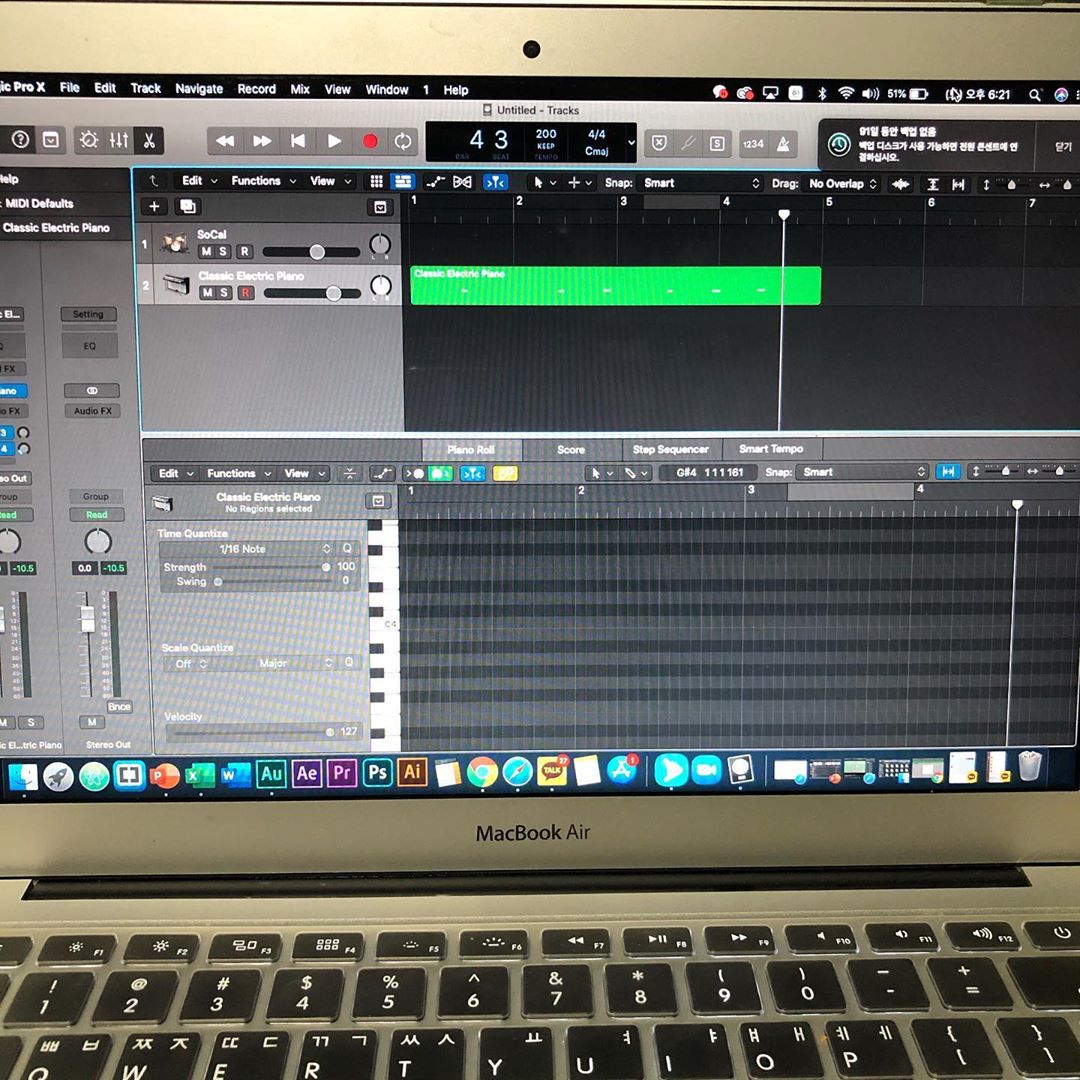 임소은 on Instagram: “🎶cc studio🎶 미디 작곡 원데이 클래스 영상편집작업하면서 bgm저작권에대한 중요성을 깨닫고 한번쯤 직접 작곡해보고 싶다는 생각을 하고있던 중 좋은 기회