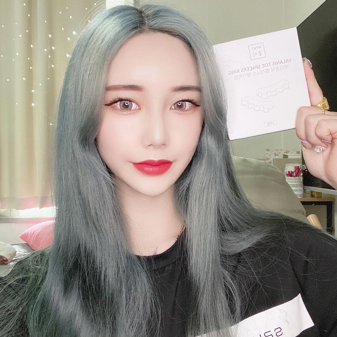 @bin_2stagram on Instagram: “바디공식 밸러니스 발가락링❤ 발가락에 끼우는 제품으로 바른 걸음거