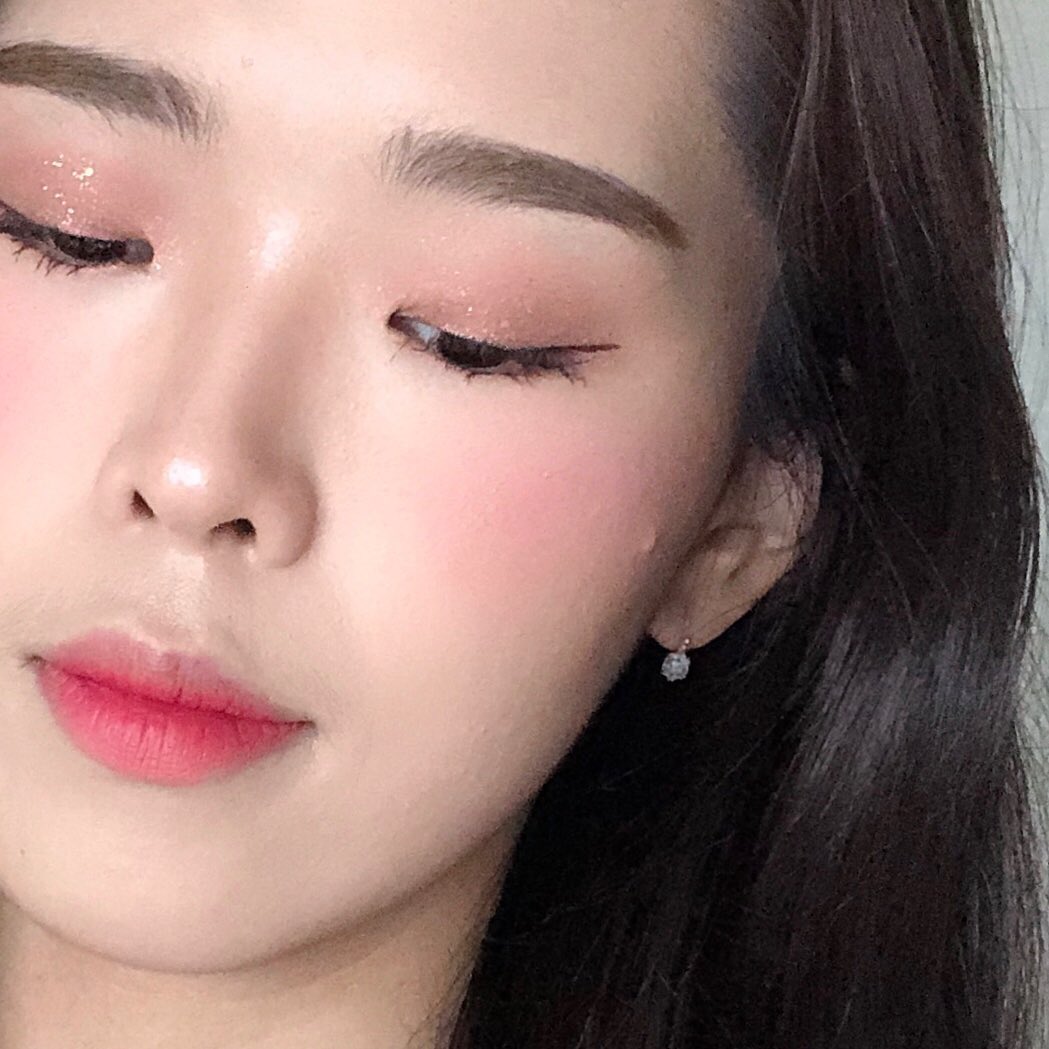 오늘의 #motd ❤️
⠀
⠀
⠀
#코덕 #코덕스타그램 #뷰티스타그램 #코덕환영 #코덕맞팔 #좋아요 #데일리 #daily #selca #selfie #selstagram #셀카 #셀피 #셀스타그램 #motd