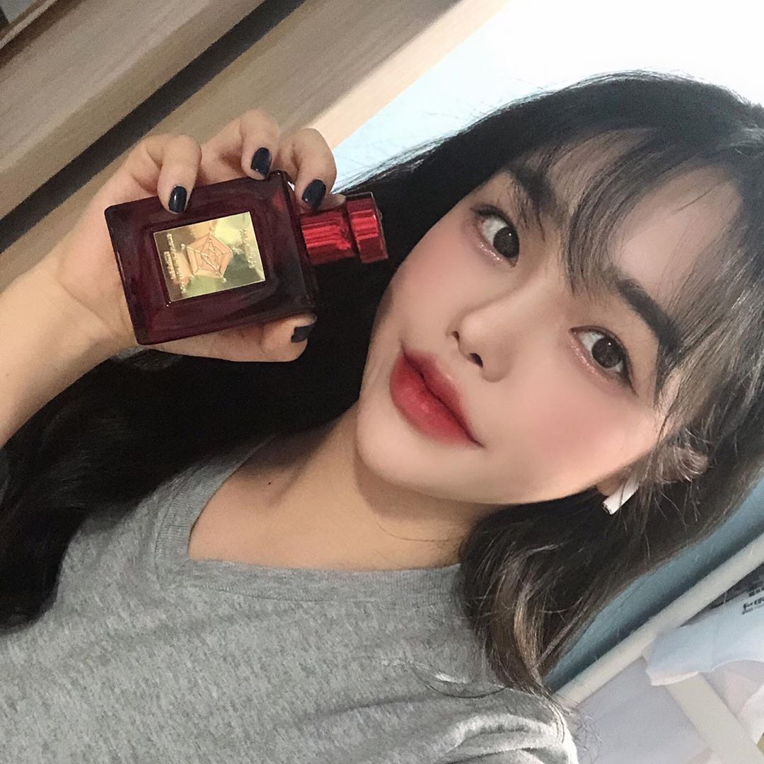 @1029____zz on Instagram: “애인이나 친한 친구한테 선물하기 딱 좋은 향수! 향 엄청 좋음 ㅜㅜ #포맨트