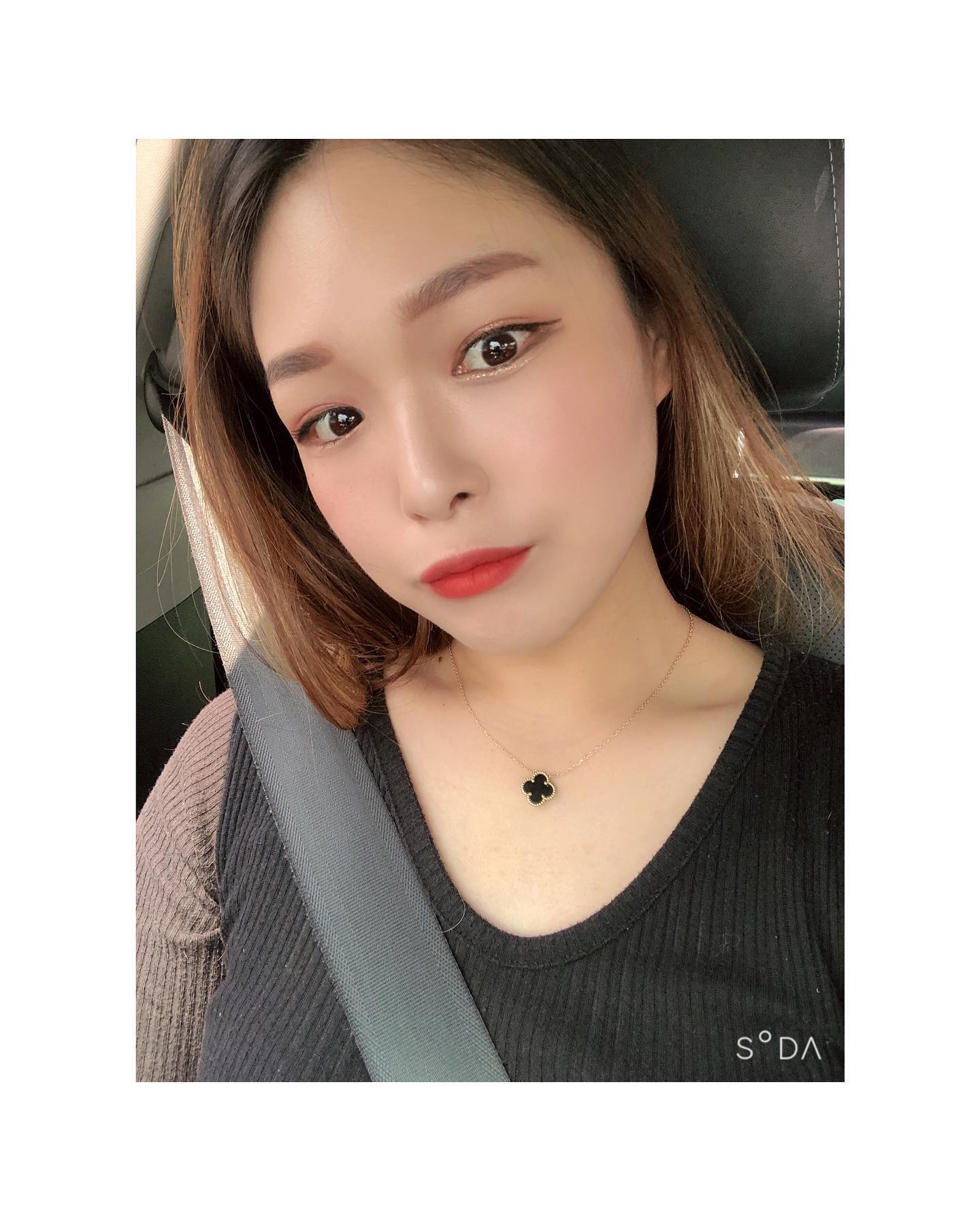 숨겨져있던 쇄골 빼꼼👀
운동이 너므 너므 재밋댱 ٩(๑ᵒ̴̶̷͈᷄ᗨᵒ̴̶̷͈᷅)و
알배기는게 행복해 ෆ⃛
.

쌤이 너무 재미있게 잘해주셔서 !(•̀ᴗ•́)و ̑̑
행벅합니다 ( ´͈ ᵕ `͈ )◞♡ 이만 닭가슴살 먹으러 총총
.
.
#안성헬스  #머슬핏피트니스 #운동하는여자